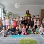 Liski i Wiewiórki ze strażakiem. 