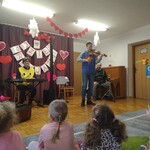 Audycja muzyczna w przedszkolu.
