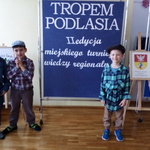 Matvii, Dominik i Oliwier na II edycji Turnieju Wiedzy Regionalnej 