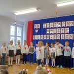 chłopiec mówi wierszyk.jpg