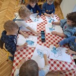 Liski tworzą prace plastyczne